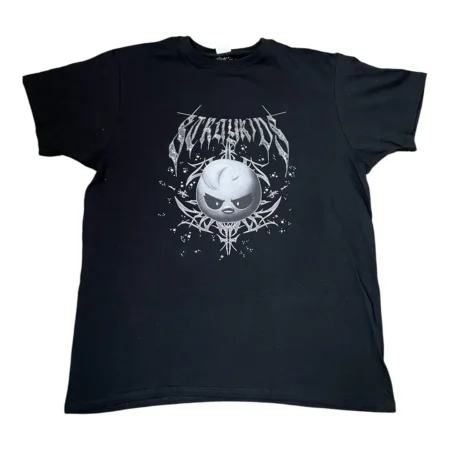 Camiseta Evil Skzoo BbokAri | Brillos en pedrería