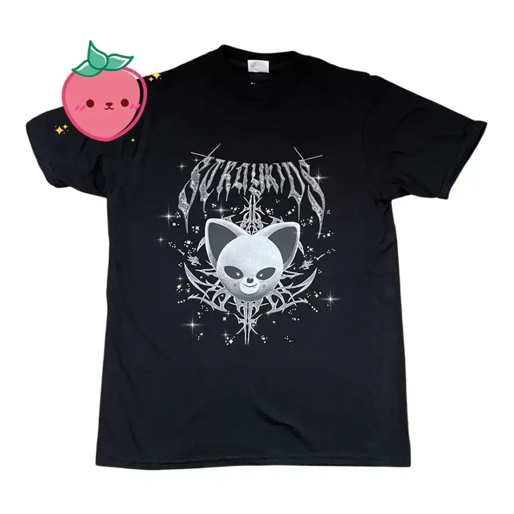 Camiseta Stray Kids | Evil Skzoo Foxi.Ny – Brillos en pedrería