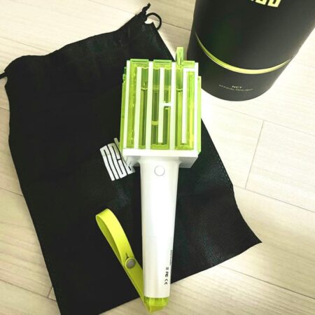 Japan Box 4 - NCT OFFICIAL LIGHT STICK
