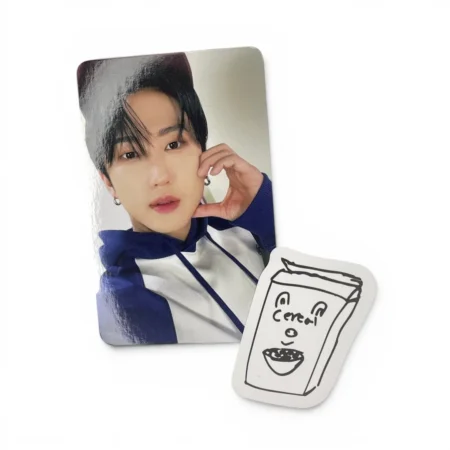 Photocard Stray Kids | Changbin | 2023 Season's Greetings Mini World (Selfie)